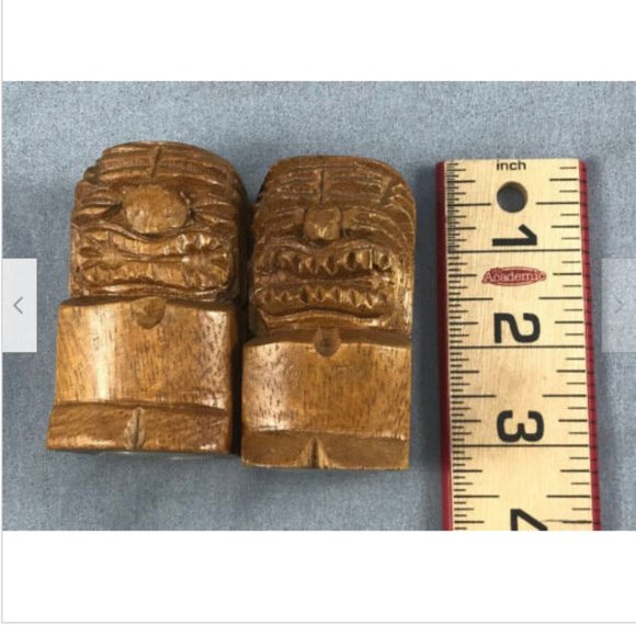 Set of 2 Vintage Carved Solid Wood Tiki Salt & Pepper Shakers Luau Hawai Bar 3" - Picture 6 of 6